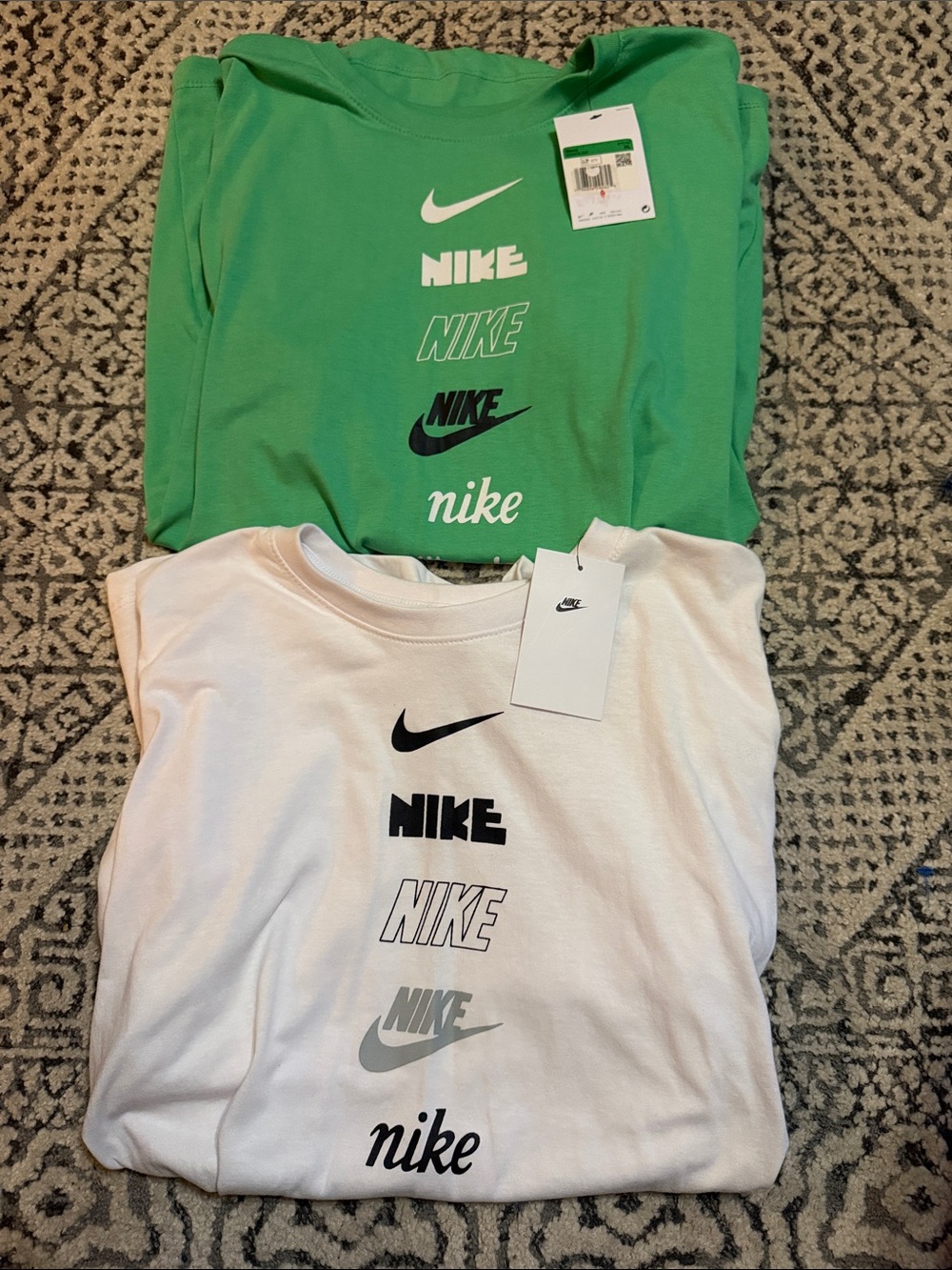 Nike Short-Sleeve Logo Tee Set — Green & White